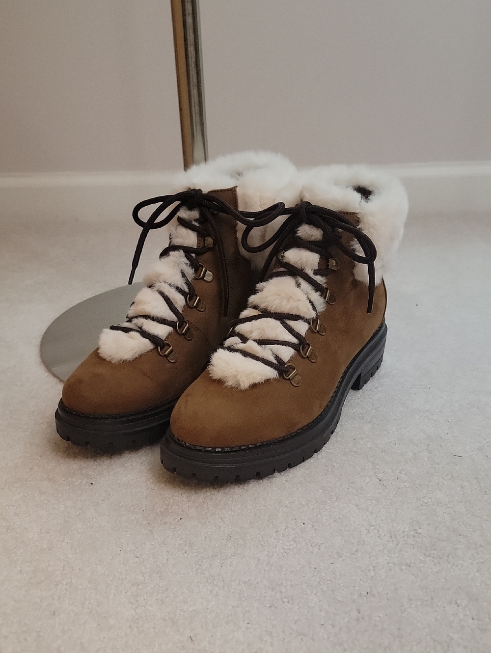 Sugar - Women’s Brown Suede Fur-Trim Hiking Boots